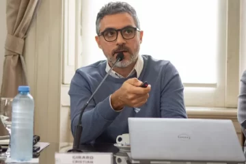 «Está flojo de papeles»: la Provincia cruzó al jefe de ARCA por el plan para usar dólares del colchón