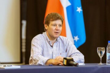«Golpe muy duro». La reacción del gobernador de Tierra del Fuego a la eliminación de aranceles a celulares «Golpe muy duro». La reacción del gobernador de Tierra del Fuego a la eliminación de aranceles a celulares