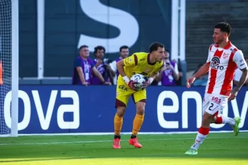 Instituto le ganó el clásico a Talleres y pasó a los octavos de final del Torneo Apertura