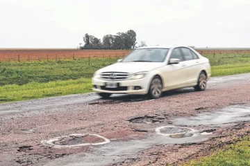 «Nunca la hicieron»: el radicalismo suarense exige que se termine la Ruta 67 con fondos recuperados de la corrupción