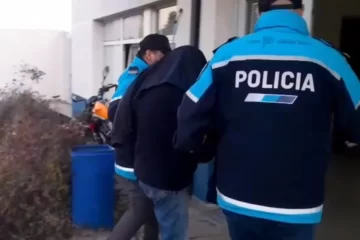 Detuvieron en Bahía a un abuelo acusado de abusar reiteradamente de su nieta