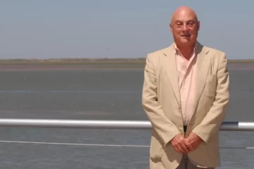 A los 82 años se recibe de Licenciado en Turismo y se convierte en el graduado de mayor edad de la UNS