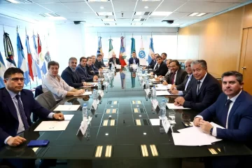 Gobernadores firmarán el acuerdo con Nación por los «dólares del colchón» Gobernadores firmarán el acuerdo con Nación por los «dólares del colchón»