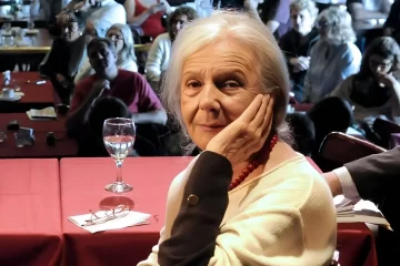 Polémica por la herencia de Beatriz Sarlo: el encargado del edificio en el que vivía reclama su departamento