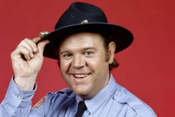 Murió Rick Hurst, el actor que hizo de «Cletus» en “Los Dukes de Hazzard”