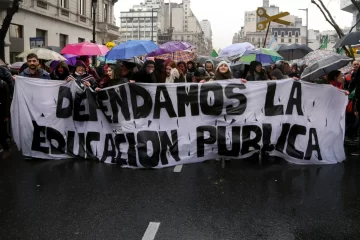 Marcha Universitaria: Se movilizarán gremios docentes, no docentes y estudiantes