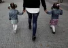 Según el INDEC, criar un hijo en Argentina cuesta más de $516.000 por mes