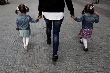 Según el INDEC, criar un hijo en Argentina cuesta más de $516.000 por mes