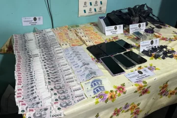 Golpe al narcomenudeo en Pueblo Santa Trinidad: dos detenidos y secuestro de cocaína, dinero y vehículos