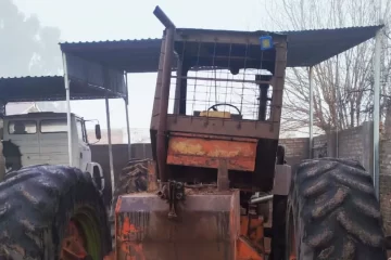 Un joven sufrió lesiones al estallarle la rueda de un tractor en Acha