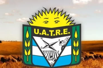 Protesta de UATRE en ruta 33 contra el “ajuste salarial” del sector agropecuario
