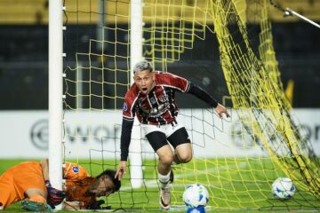 Central Córdoba de Santiago del Estero goleó a Cerro Largo y avanzó a los octavos de final de la Copa Sudamericana