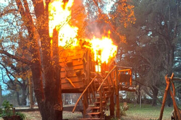 Allanamientos en Puan por incendio intencional de cabañas: secuestran celulares a tres menores