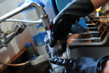 Aumento para empleadas domésticas: 6,5% de febrero a septiembre y montos extras de hasta $ 10.000