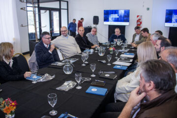 Adolfo Alsina dijo presente en el encuentro “Conexión Empresaria” en Bahía Blanca