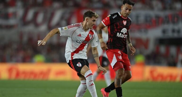 Instituto recibe a River por el Torneo Clausura Instituto recibe a River por el Torneo Clausura