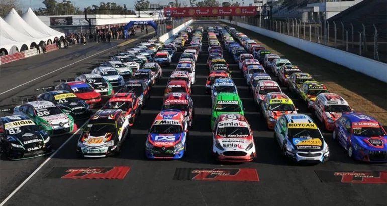 Turismo Pista: Todino corre como invitado la Carrera de los 300 Pilotos Turismo Pista: Todino corre como invitado la Carrera de los 300 Pilotos