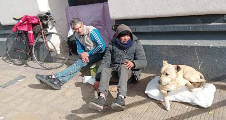 Una familia necesitó casi $1.500.000 en Abril para no caer en la pobreza en Argentina Una familia necesitó casi $1.500.000 en Abril para no caer en la pobreza en Argentina
