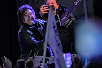 Milei lanzó la campaña bonaerense y llamó a «devorar al kirchnerismo en las urnas»