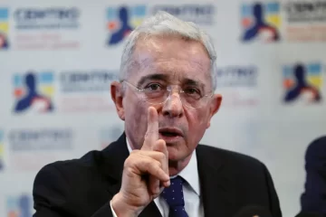 El expresidente de Colombia Álvaro Uribe, fue condenado a 12 años de prisión