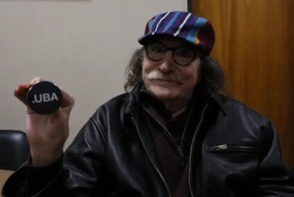 Charly García evoluciona «favorablemente» después de su operación para extirparle una parte del riñón