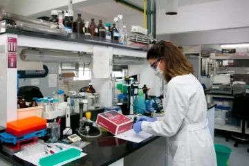 Tres Investigadores del Conicet reciben subsidio internacional para desarrollar terapias contra el cáncer