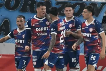 Unión visita a Banfield y quiere seguir puntero de la Zona A