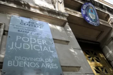 Catorce años y 10 meses de prisión a un policía por abusar de una niña