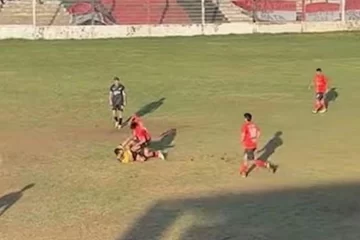La Pampa: Cuatro meses de cárcel para un futbolista que golpeó a un árbitro La Pampa: Cuatro meses de cárcel para un futbolista que golpeó a un árbitro