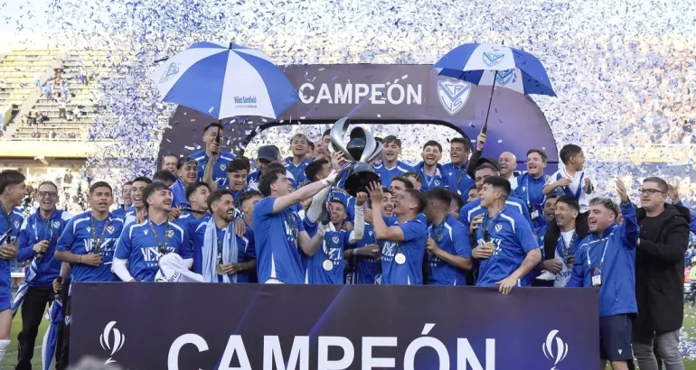 Vélez Campeón de la Supercopa Argentina Vélez Campeón de la Supercopa Argentina