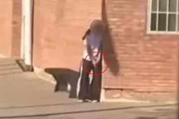 La nena de 14 años que se había atrincherado entregó el arma y fue trasladada a un Hospital