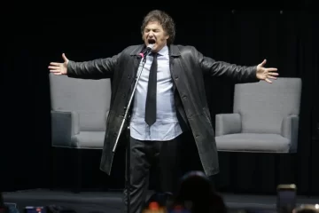 Con un «recital», Milei presenta su nuevo libro “La construcción del milagro”