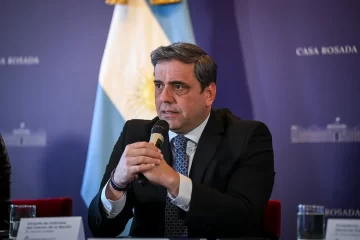 El Gobierno oficializó la restitución del ministerio del Interior y la designación de Lisandro Catalán El Gobierno oficializó la restitución del ministerio del Interior y la designación de Lisandro Catalán