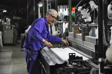 La Provincia prorrogó la emergencia económica y tarifaria para empresas recuperadas