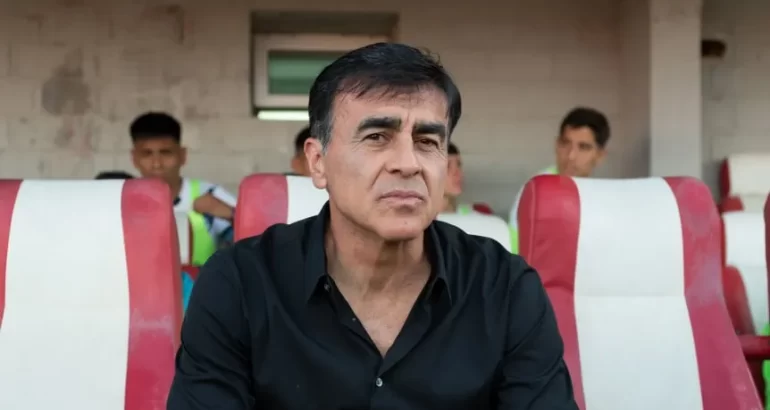 Quinteros será el nuevo DT de Independiente y debutará ante Racing Quinteros será el nuevo DT de Independiente y debutará ante Racing