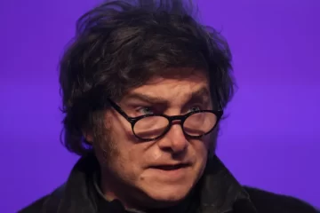 Milei apuntó contra periodistas tras restricciones en Casa Rosada: “Han cometido un delito y no es el único”