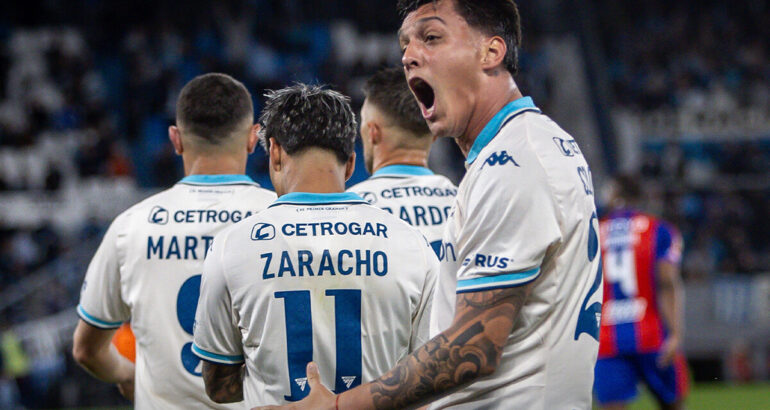 Racing le ganó a San Lorenzo y se acerca a la zona de clasificación Racing le ganó a San Lorenzo y se acerca a la zona de clasificación