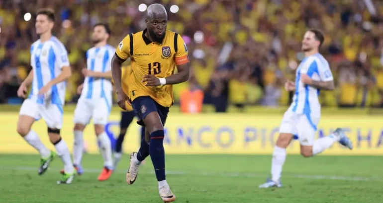 Argentina cerró las Eliminatorias con una derrota ante Ecuador Argentina cerró las Eliminatorias con una derrota ante Ecuador