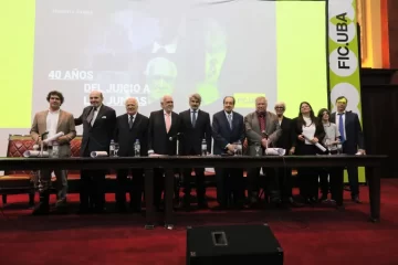 La UBA distinguió con Doctorados Honoris Causa al tribunal del Juicio a las Juntas