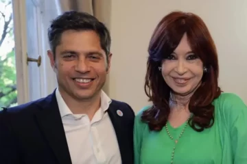 A 25 días de las legislativas, Kicillof visitó a Cristina en su prisión domiciliaria A 25 días de las legislativas, Kicillof visitó a Cristina en su prisión domiciliaria