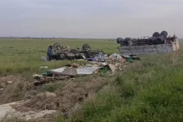 Coronel Pringles: murió un camionero tras un choque y vuelco en la ruta 51
