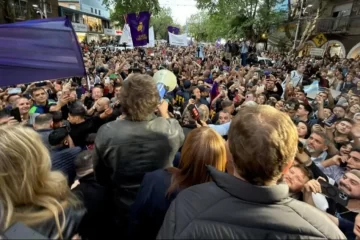 Milei: “Es un momento duro, pero hay menos inflación y menos pobres”