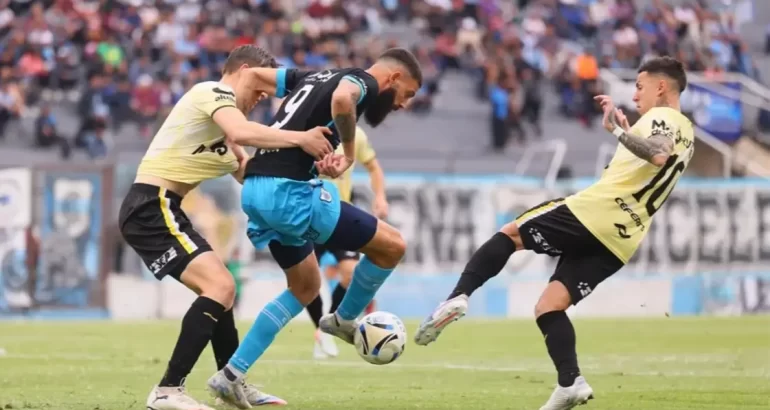 Duro fallo de AFA: Gimnasia de Jujuy perdió el partido ante Deportivo Madryn por las amenazas al árbitro Duro fallo de AFA: Gimnasia de Jujuy perdió el partido ante Deportivo Madryn por las amenazas al árbitro