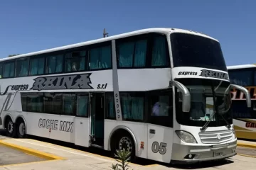 Alumnos de primaria de Macachín, Rolón, Acha y Campos terminaron intoxicados en su viaje de egresados a Carlos Paz Alumnos de primaria de Macachín, Rolón, Acha y Campos terminaron intoxicados en su viaje de egresados a Carlos Paz