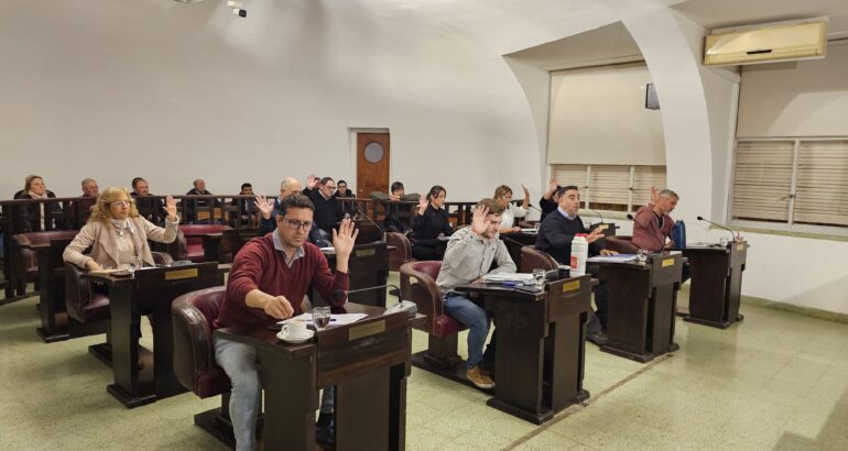 Zona Fría: El HCD de Adolfo Alsina expresó su rechazo a su eliminación y hubo duros cruces políticos Zona Fría: El HCD de Adolfo Alsina expresó su rechazo a su eliminación y hubo duros cruces políticos