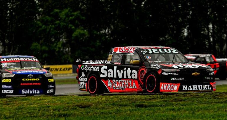 Todino parte desde la segunda fila en la Final del TC Pick Up en La Plata Todino parte desde la segunda fila en la Final del TC Pick Up en La Plata