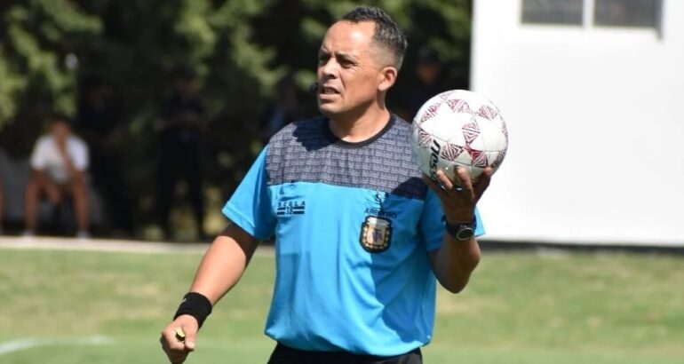 Liga Regional: Duras sanciones y fuertes multas a clubes y jugadores tras incidentes en Pigüé Liga Regional: Duras sanciones y fuertes multas a clubes y jugadores tras incidentes en Pigüé