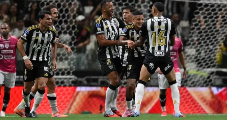 Atlético Mineiro le ganó a Independiente del Valle y es finalista de la Copa Sudamericana Atlético Mineiro le ganó a Independiente del Valle y es finalista de la Copa Sudamericana