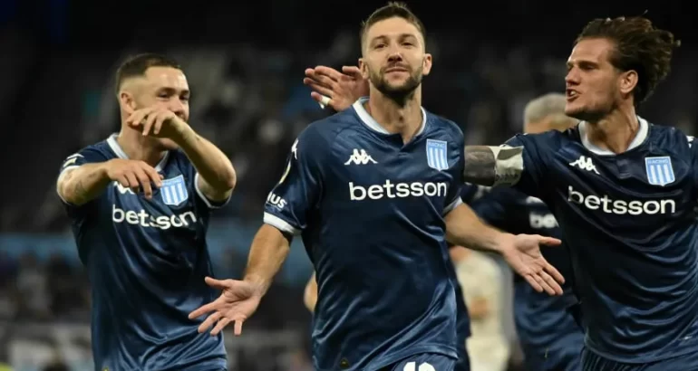 Racing le ganó a Aldosivi y entró en zona de clasificación Racing le ganó a Aldosivi y entró en zona de clasificación
