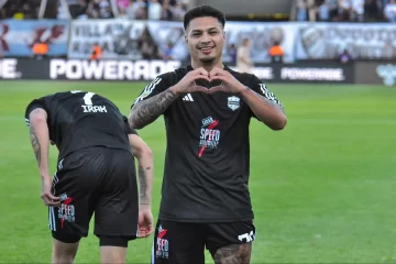 Riestra y Barracas Central se enfrentan por un lugar en cuartos Riestra y Barracas Central se enfrentan por un lugar en cuartos